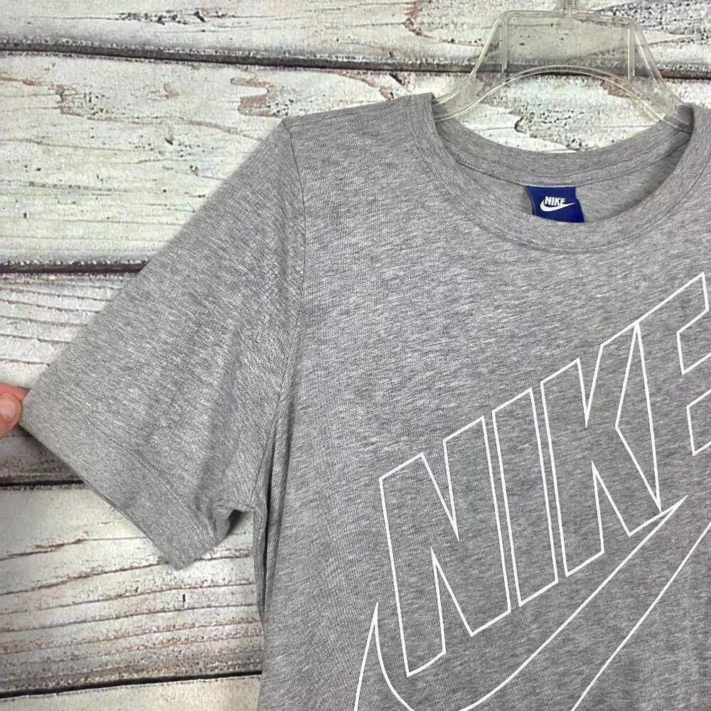 Nike Womens Medium Gray Logo Graphic Short Sleeve Tee - Picture 2 of 7